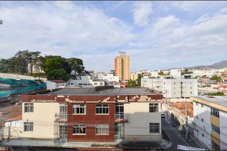 Apartamento à venda com 85m², 4 quartos e 2 vagasVista