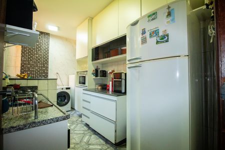 Cozinha  de apartamento à venda com 3 quartos, 94m² em Palmeiras, Belo Horizonte