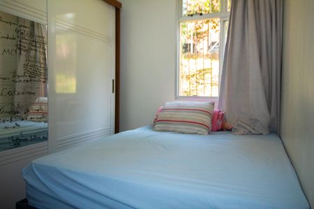 Apartamento à venda com 94m², 3 quartos e 1 vaga Apartamento à venda com 94m², 3 quartos e 1 vagaQuarto 02