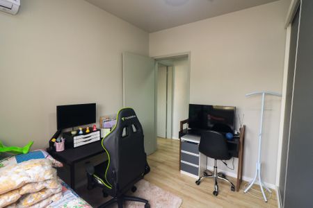 Apartamento à venda com 60m², 2 quartos e 2 vagasQuarto 2