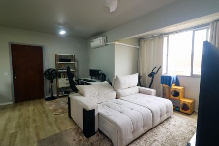 Sala de apartamento à venda com 2 quartos, 60m² em Menino Deus, Porto Alegre