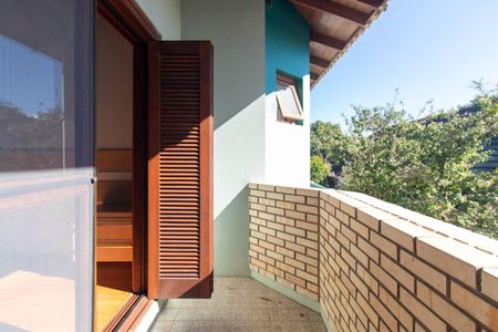 Casa de condomínio para alugar com 156m², 3 quartos e 1 vaga Casa de condomínio para alugar com 156m², 3 quartos e 1 vagaSacada