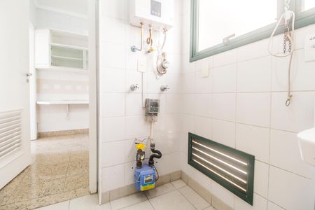 Apartamento à venda com 94m², 2 quartos e 2 vagas Apartamento à venda com 94m², 2 quartos e 2 vagasÁrea de Serviço