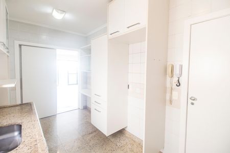 Apartamento à venda com 94m², 2 quartos e 2 vagas Apartamento à venda com 94m², 2 quartos e 2 vagasCozinha