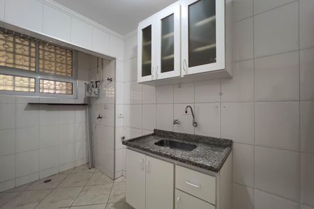 Cozinha e área de serviço  de apartamento à venda com 2 quartos, 42m² em Chácara Klabin, São Paulo