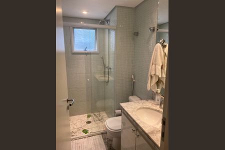 Apartamento à venda com 107m², 3 quartos e 3 vagasBanheiro
