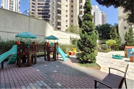 Apartamento à venda com 107m², 3 quartos e 3 vagasÁrea externa