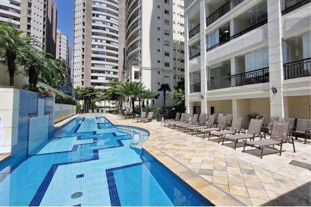 Apartamento à venda com 107m², 3 quartos e 3 vagasÁrea externa