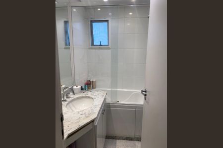 Apartamento à venda com 107m², 3 quartos e 3 vagasBanheiro