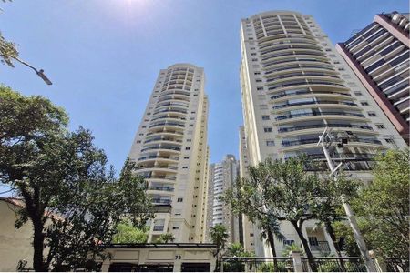 Apartamento à venda com 107m², 3 quartos e 3 vagasÁrea externa