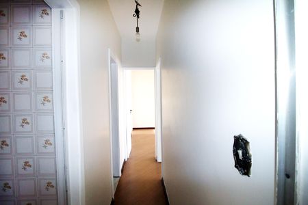 Sala - Corredor de apartamento à venda com 2 quartos, 80m² em Vila da Penha, Rio de Janeiro