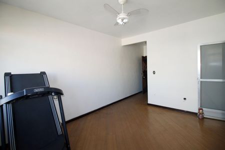 Apartamento à venda com 80m², 2 quartos e 1 vagaSala