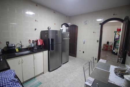 Casa à venda com 360m², 6 quartos e 6 vagasCozinha
