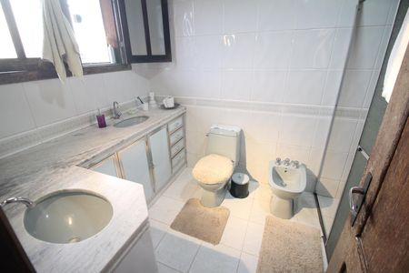 Casa à venda com 360m², 6 quartos e 6 vagasSuite Quarto 2