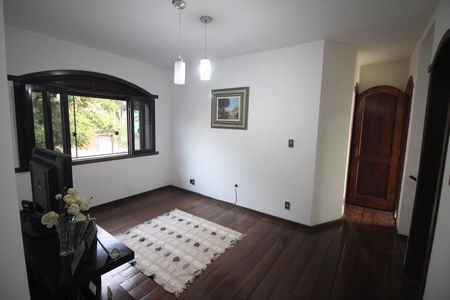 Casa à venda com 360m², 6 quartos e 6 vagasSala 2