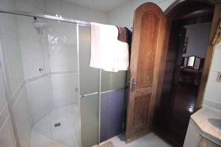 Casa à venda com 360m², 6 quartos e 6 vagasSuite Quarto 2