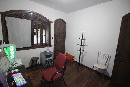 Casa à venda com 360m², 6 quartos e 6 vagasQuarto 5
