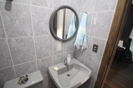 Casa à venda com 360m², 6 quartos e 6 vagasBanheiro 1
