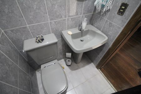 Casa à venda com 360m², 6 quartos e 6 vagasBanheiro 1