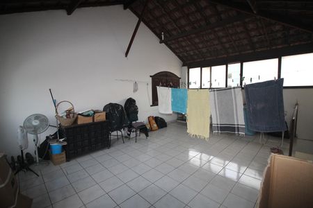 Casa à venda com 360m², 6 quartos e 6 vagasÁrea de Serviço 2