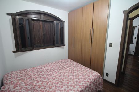 Casa à venda com 360m², 6 quartos e 6 vagasQuarto 4