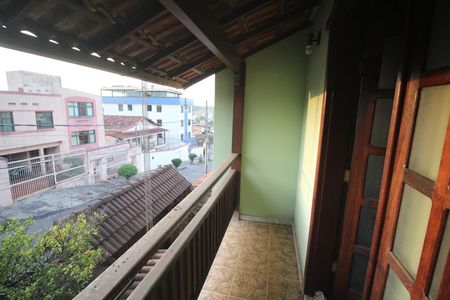 Casa à venda com 360m², 6 quartos e 6 vagasVaranda Quarto 2