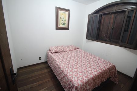 Casa à venda com 360m², 6 quartos e 6 vagasQuarto 4