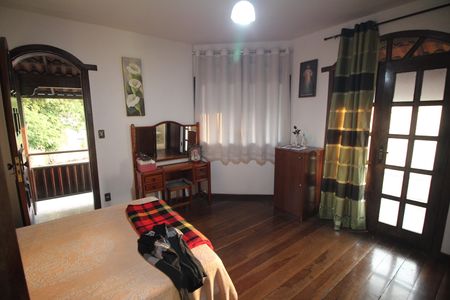 Casa à venda com 360m², 6 quartos e 6 vagasQuarto 2