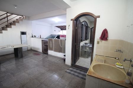 Casa à venda com 360m², 6 quartos e 6 vagasÁrea de Serviço