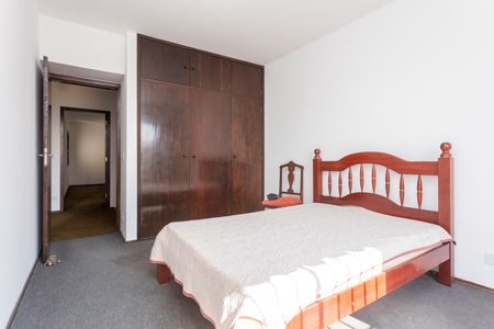 Casa à venda com 202m², 4 quartos e 3 vagasQuarto 2