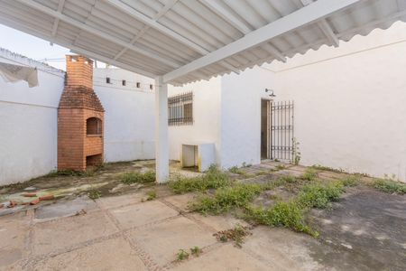 Casa à venda com 202m², 4 quartos e 3 vagasQuintal