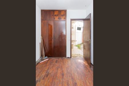 Casa à venda com 202m², 4 quartos e 3 vagasEdícula - Quarto