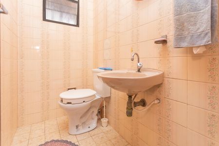 Casa à venda com 202m², 4 quartos e 3 vagasBanheiro 2