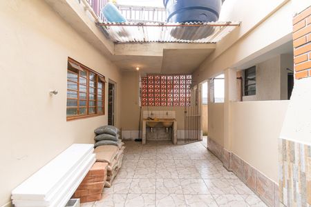 Casa para alugar com 40m², 2 quartos e sem vaga Casa para alugar com 40m², 2 quartos e sem vagaÁrea de Serviço e Quintal