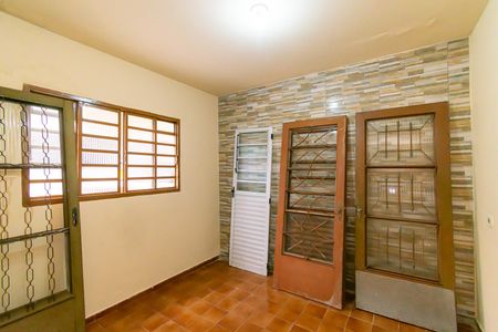 Casa para alugar com 40m², 2 quartos e sem vaga Casa para alugar com 40m², 2 quartos e sem vagaQuarto 2