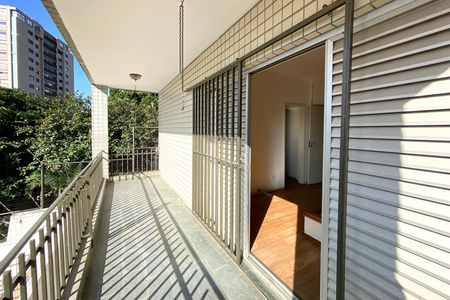 Apartamento para alugar com 160m², 4 quartos e 2 vagas Apartamento para alugar com 160m², 4 quartos e 2 vagasVaranda da Suite