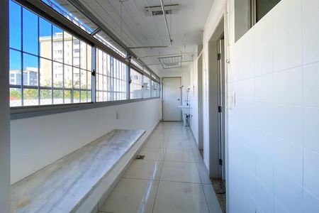 Apartamento para alugar com 160m², 4 quartos e 2 vagas Apartamento para alugar com 160m², 4 quartos e 2 vagasÁrea de Serviço