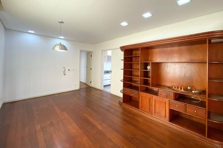 Apartamento para alugar com 160m², 4 quartos e 2 vagas Apartamento para alugar com 160m², 4 quartos e 2 vagasSala 2