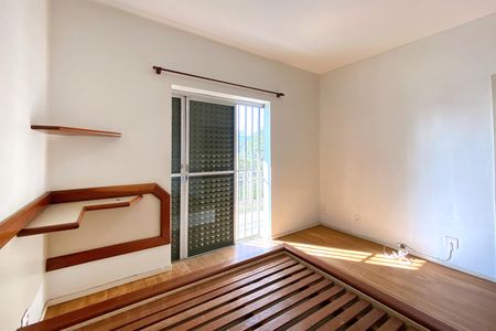 Apartamento para alugar com 160m², 4 quartos e 2 vagas Apartamento para alugar com 160m², 4 quartos e 2 vagasSuite