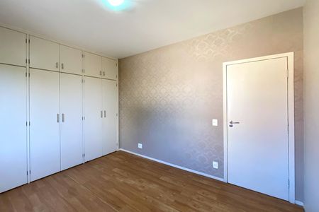 Apartamento para alugar com 160m², 4 quartos e 2 vagas Apartamento para alugar com 160m², 4 quartos e 2 vagasQuarto 4