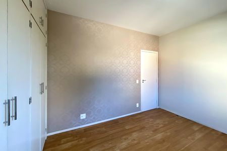 Apartamento para alugar com 160m², 4 quartos e 2 vagas Apartamento para alugar com 160m², 4 quartos e 2 vagasQuarto 4