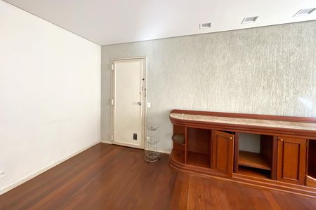 Apartamento para alugar com 160m², 4 quartos e 2 vagas Apartamento para alugar com 160m², 4 quartos e 2 vagasSala