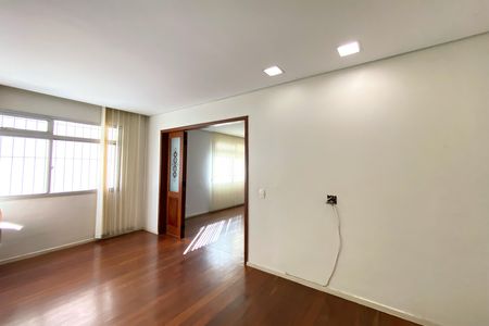 Apartamento para alugar com 160m², 4 quartos e 2 vagas Apartamento para alugar com 160m², 4 quartos e 2 vagasSala