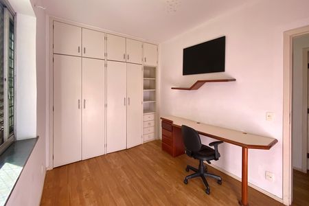 Apartamento para alugar com 160m², 4 quartos e 2 vagas Apartamento para alugar com 160m², 4 quartos e 2 vagasQuarto 3
