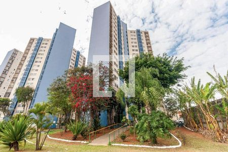 Apartamento para alugar com 60m², 2 quartos e 1 vaga Apartamento para alugar com 60m², 2 quartos e 1 vagaÁrea comum - área verde