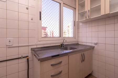 Cozinha de apartamento à venda com 2 quartos, 60m² em Vila Alpina, São Paulo