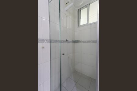 Apartamento à venda com 75m², 2 quartos e 1 vaga Apartamento à venda com 75m², 2 quartos e 1 vagaBanheiro da Suíte 1