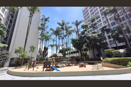 Apartamento à venda com 75m², 2 quartos e 1 vaga Apartamento à venda com 75m², 2 quartos e 1 vagaÁrea comum