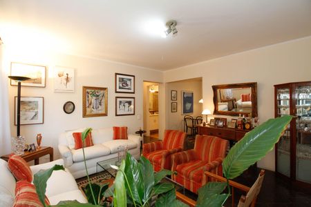 Apartamento à venda com 80m², 2 quartos e 1 vaga Apartamento à venda com 80m², 2 quartos e 1 vagaSala