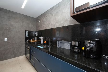 Studio para alugar com 40m², 1 quarto e 1 vaga Studio para alugar com 40m², 1 quarto e 1 vagaCOZINHA